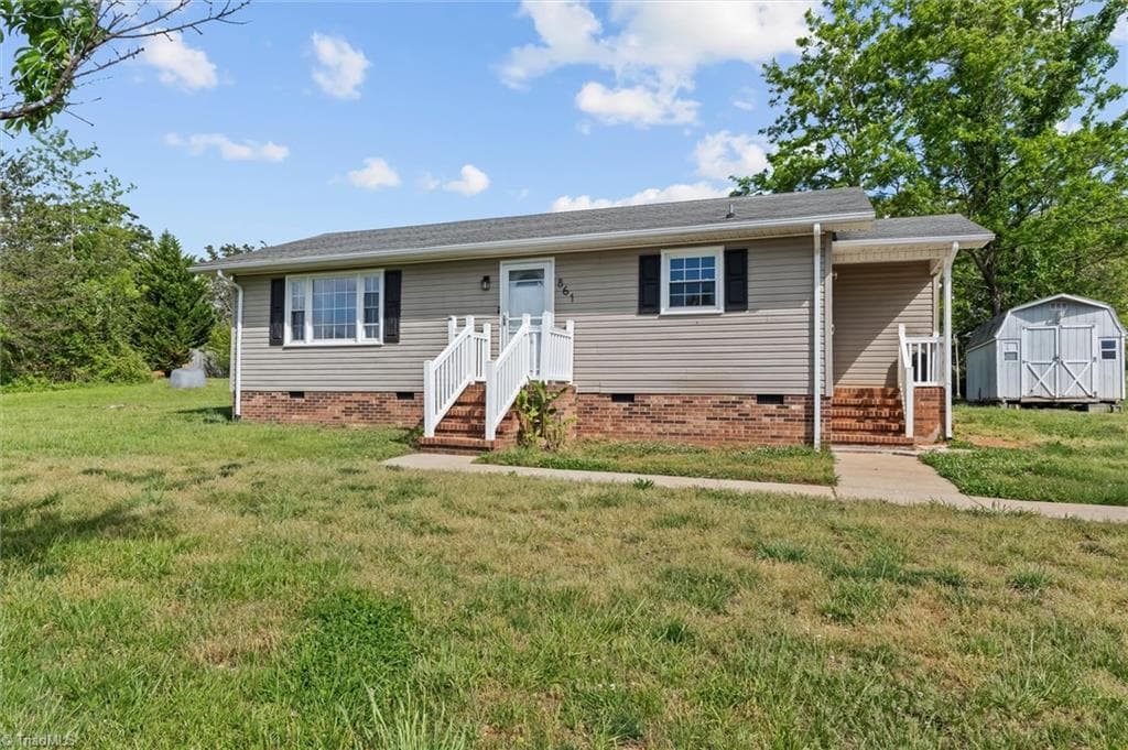861 Creed Road, Ararat, NC 27007-8522
