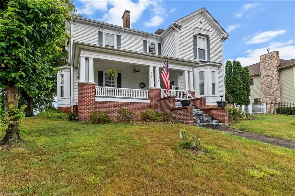 519 Maple Street, Mount Airy, NC 27030