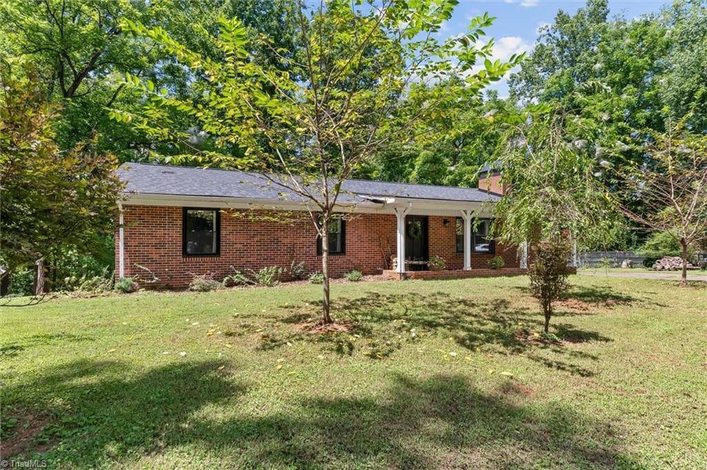 183 Key Valley Trail, Mount Airy, NC 27030-7094
